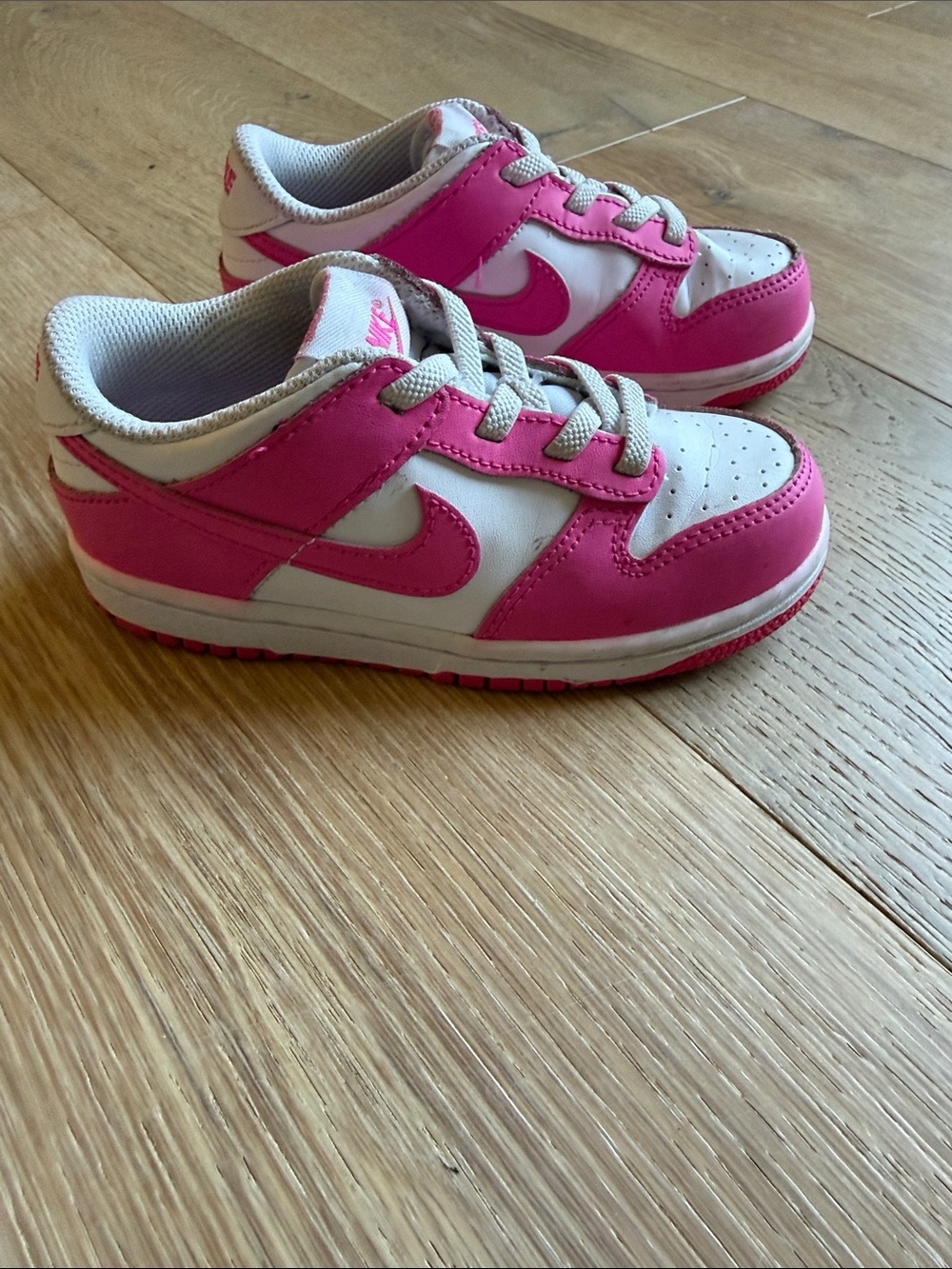 Nike Kids Pink and White Low-Top Sneakers